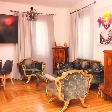 The Acropolis House Of Flowers~private Roof Garden Tatil Evi *